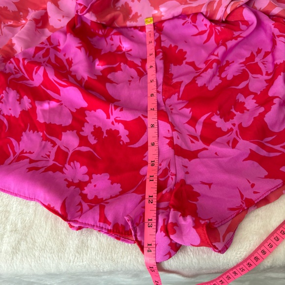 DO+BE Floral Wrap Open Back Romper Pink/Red Size M - Picture 15 of 16